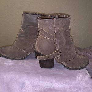 Women’s ankle boots